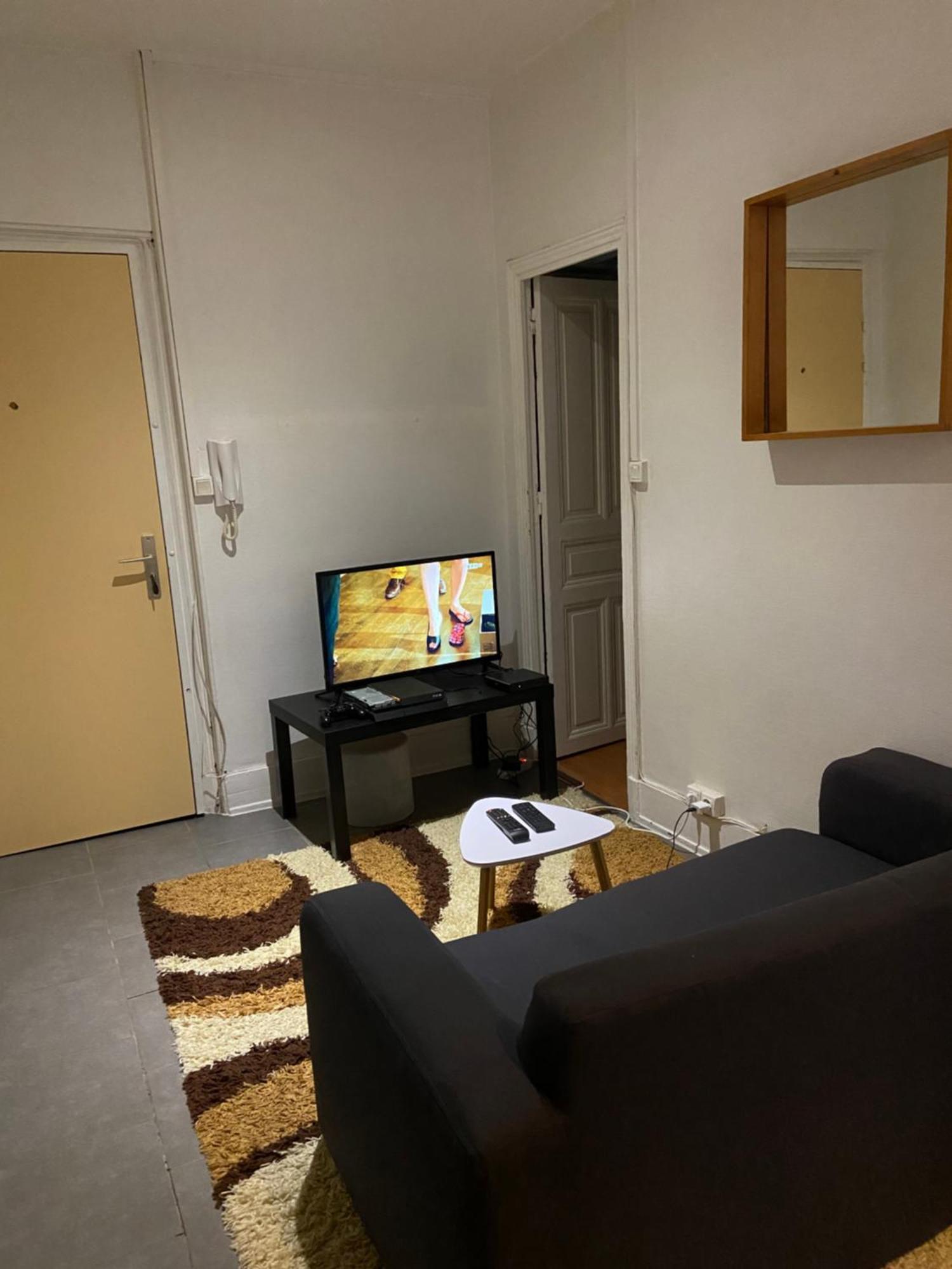 Gare De Dijon Apartment Екстериор снимка
